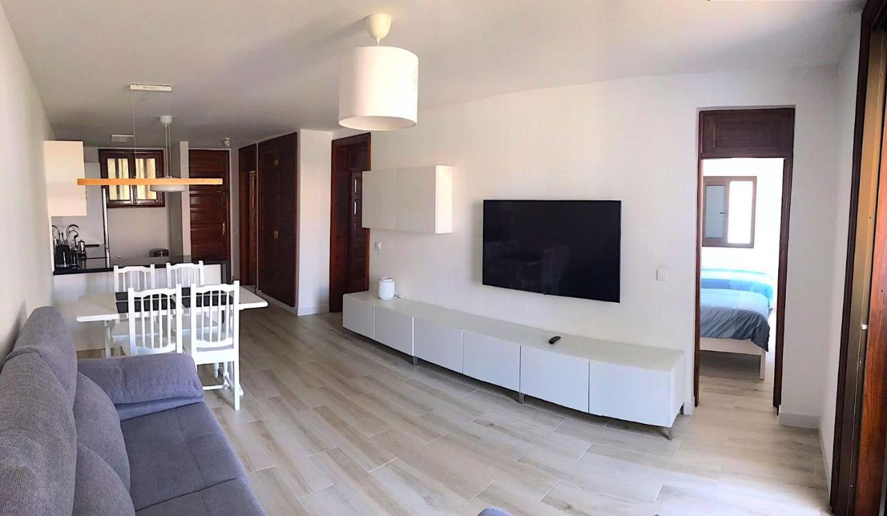 Parque Santiago I - 2 Bedroom - 1 Bathroom - Open Plan Living - Kitchen Area - Extra Large Balcony - First Floor Apartment Playa de las Américas Exterior foto