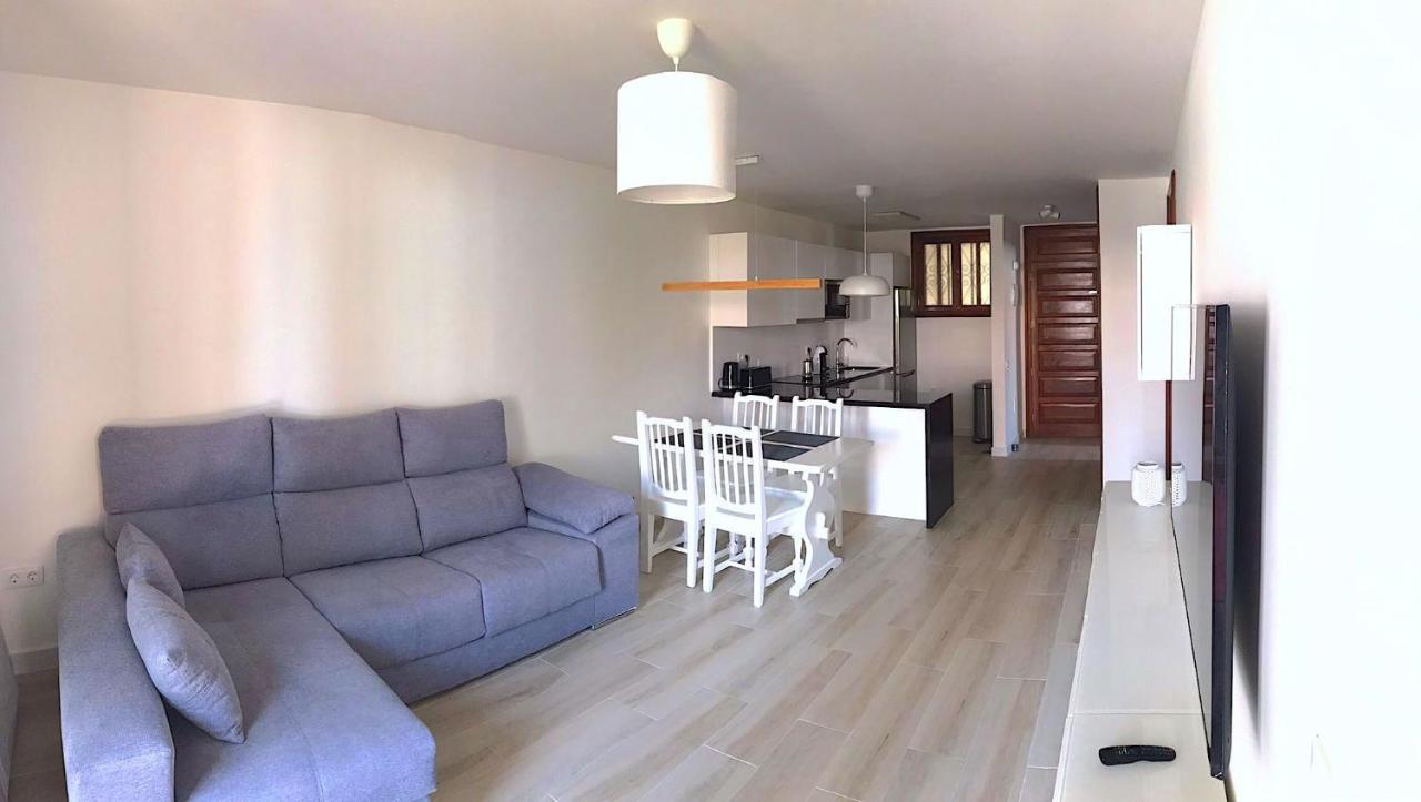 Parque Santiago I - 2 Bedroom - 1 Bathroom - Open Plan Living - Kitchen Area - Extra Large Balcony - First Floor Apartment Playa de las Américas Exterior foto